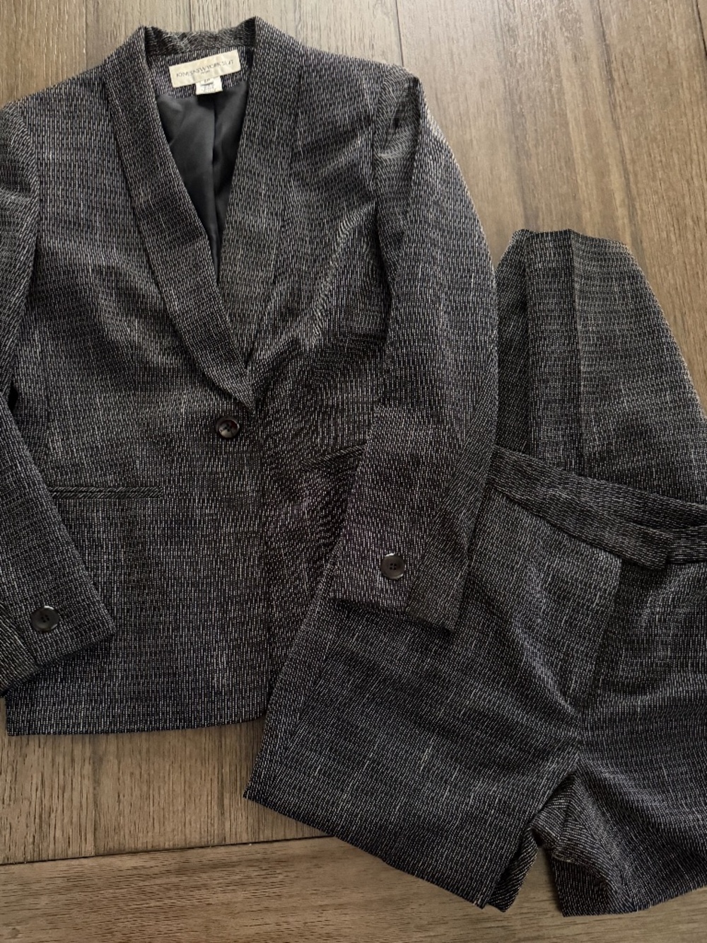 Jones New York Suit 6P Petite Black Gray 2 Piece Blazer Pantsuit